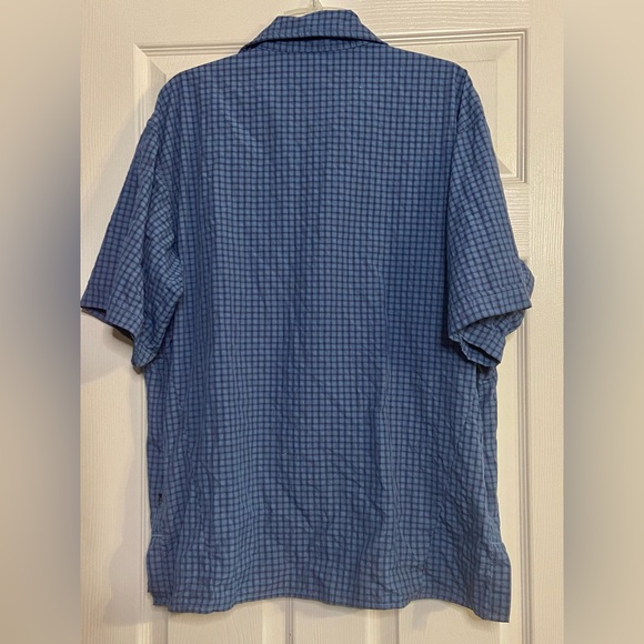 Mountain Hardware Shirt Mens X-Large Blue Button Up Zip Pockets Vented Hiking - Picture 4 of 4